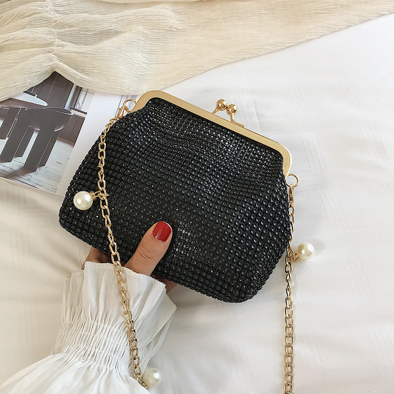 Water drill clip chain versatile shoulder bag