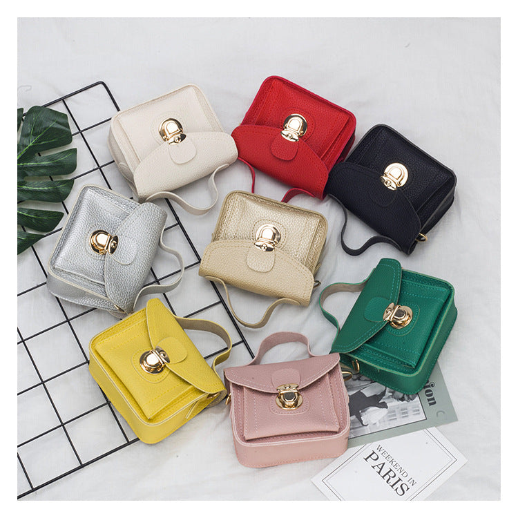 One shoulder slant cross handbag