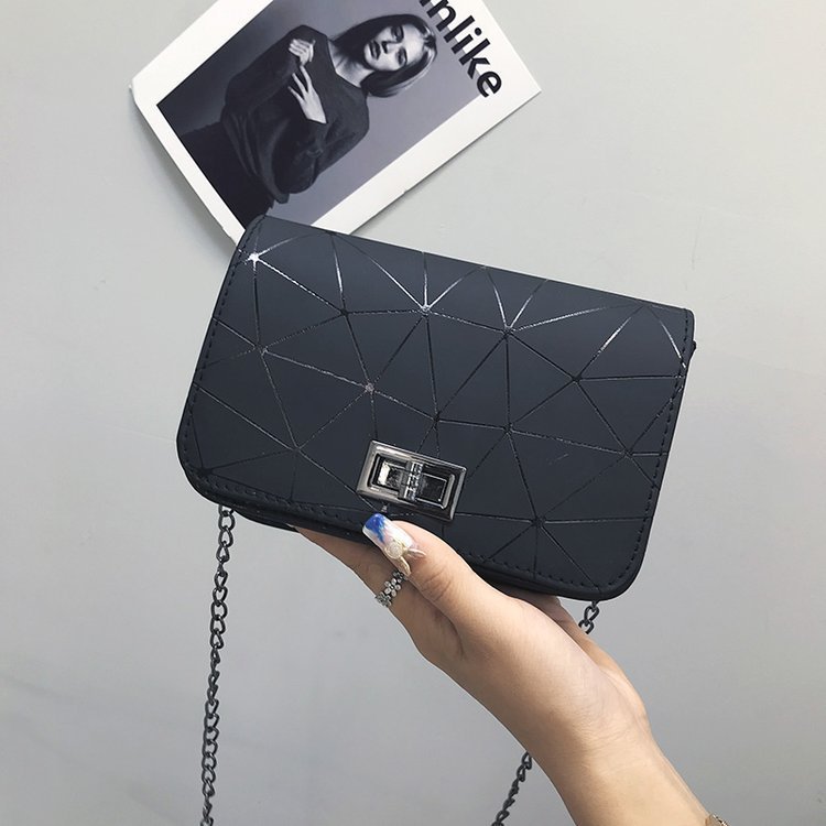 New all-match Korean messenger bag