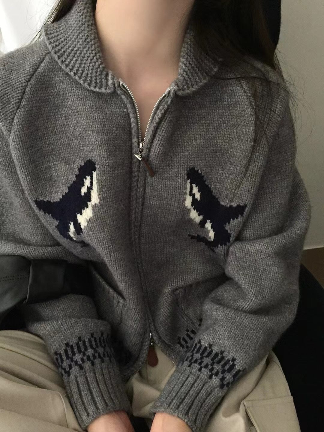 Korean Style Heavy Industry Cartoon Dolphin Lapel Zipper Knitted Cardigan