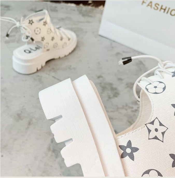 Platform High-Top Roman Sandals With Belt Buckle