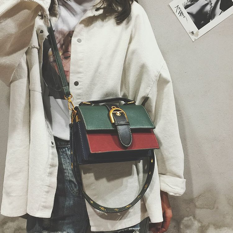 New trendy Korean girl's wild messenger bag