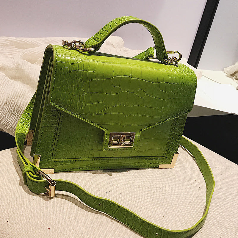 Vintage port wind tote