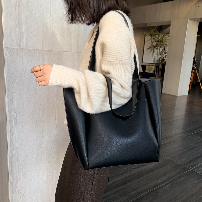 Retro Hong Kong style handbag