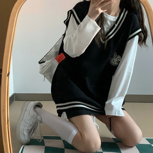 Outer Cute Childlike V-neck Vest Sweater