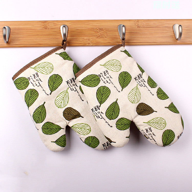 Thickened microwave oven gloves