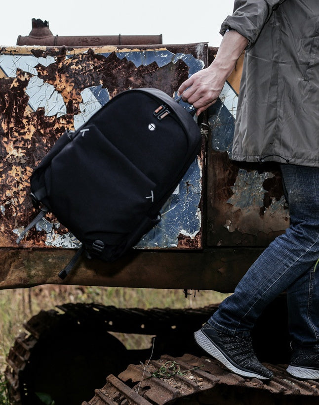 Men's mountaineering waterproof backpack