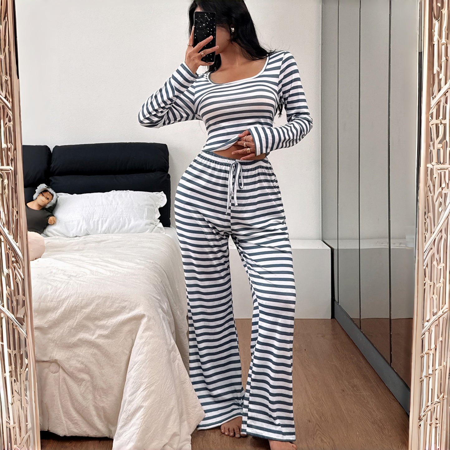 Womens Fashionable Stripe-Print Casual Slimming Long-Sleeve Pajama Set With Square Neckline And Pants