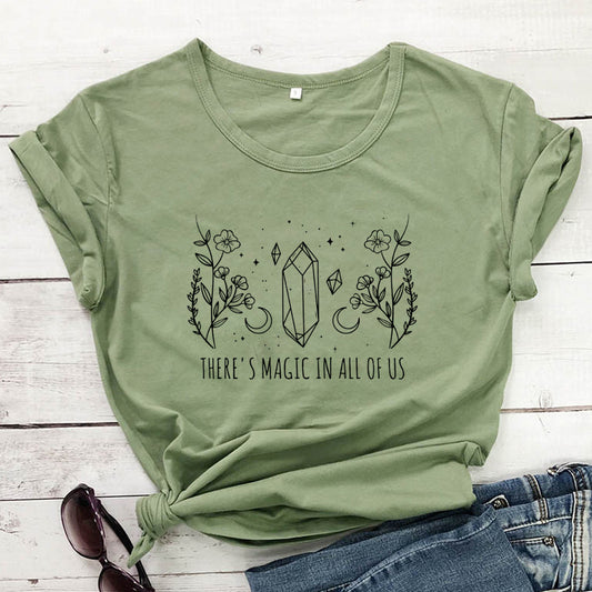 THERE'S MAGIC IN ALL OF US New Women's Short-sleeved T-shirt