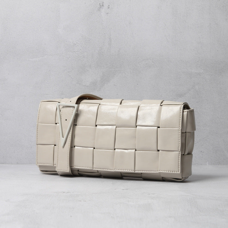 Simple hand hold small square bag