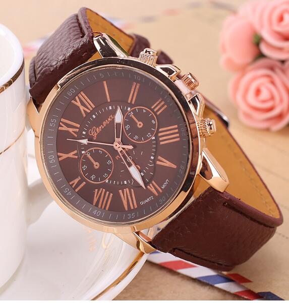 A derivative of the explosion in Geneva on behalf of the spot gold shell Beige three eye literal Rome digital Leather Strap Watch0