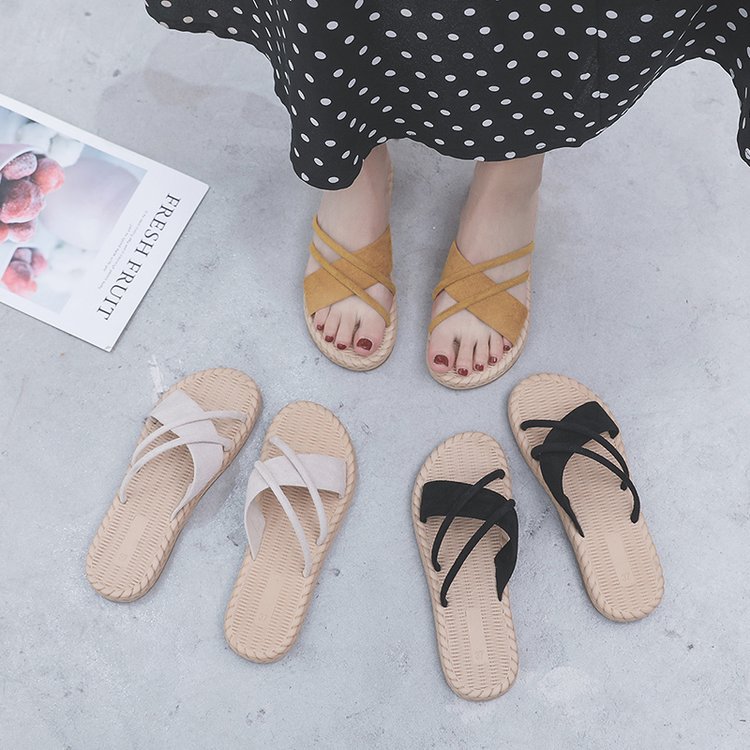 flat sandals and slippers