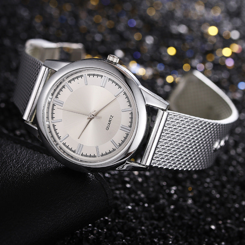 Mesh strap quartz watch