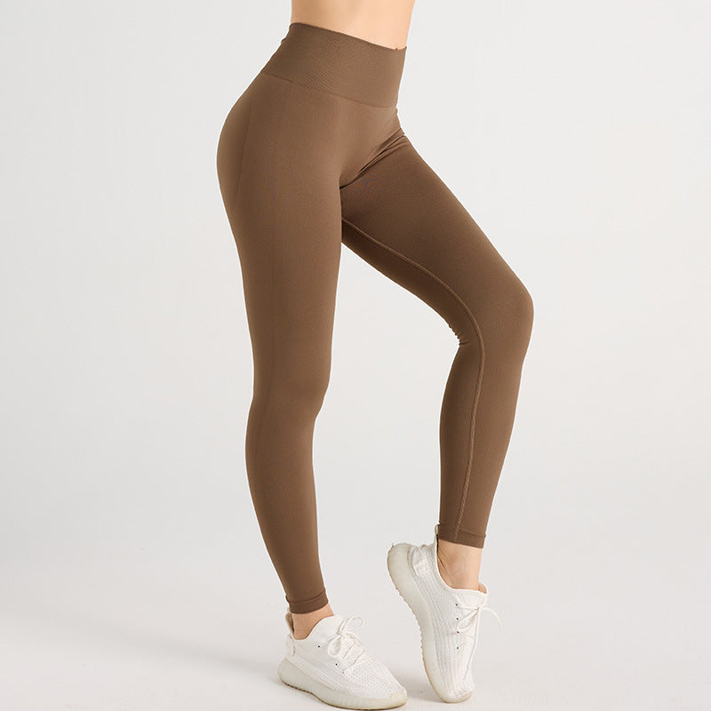 Sømløse Sports Leggings med V-talje og Ferskenhofteeffekt til Udendørsbrug