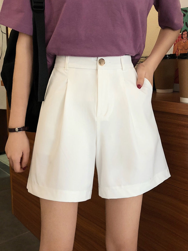 Loose black half pants