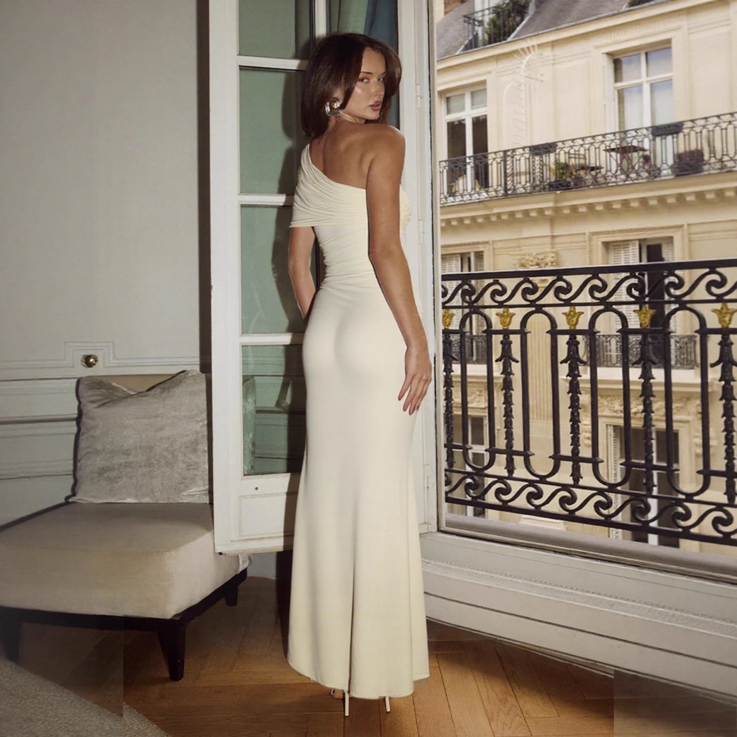 High-end Off-shoulder Dress With Tie-up Straps