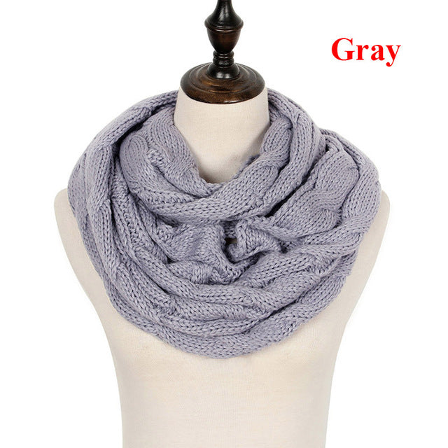 Women's knit collar