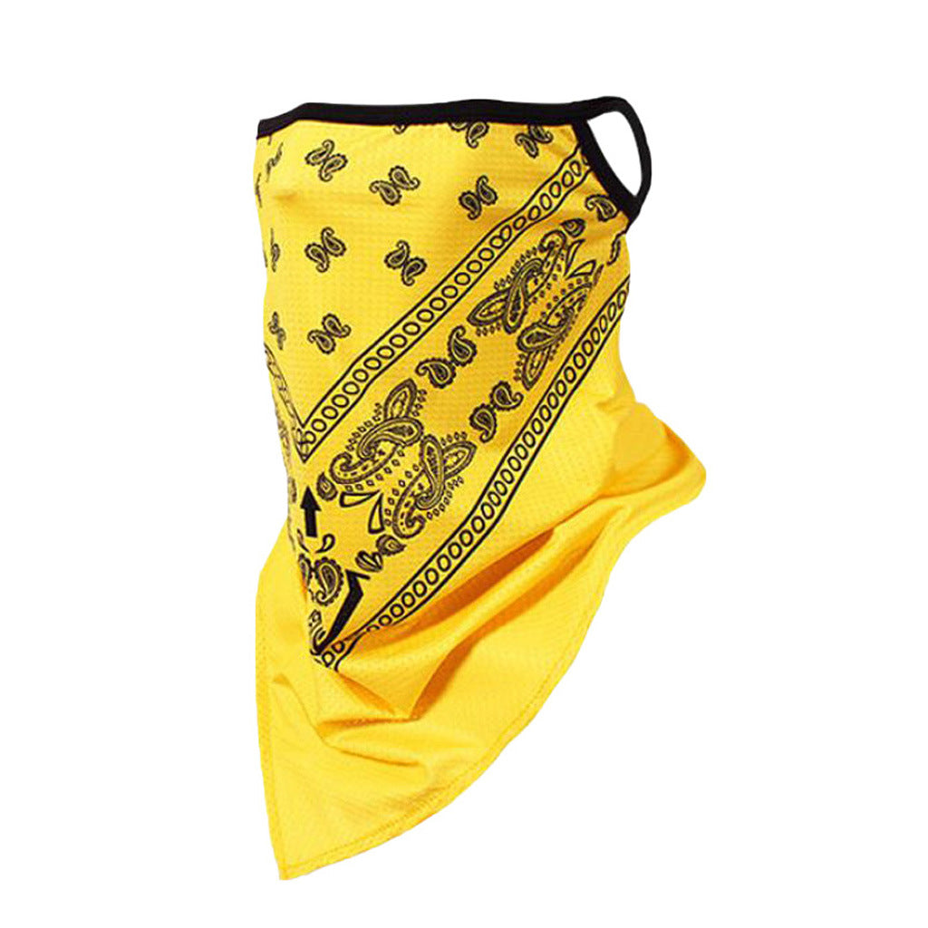 Windproof sunscreen triangle towel