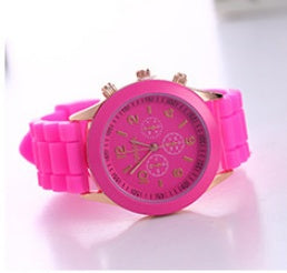 Foreign trade explosions Geneva jelly silicone watch GENEVA three-eye digital scale student quartz watch wholesale