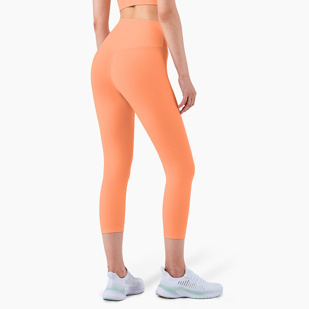 Peach Hips Fitness Cropped Pants