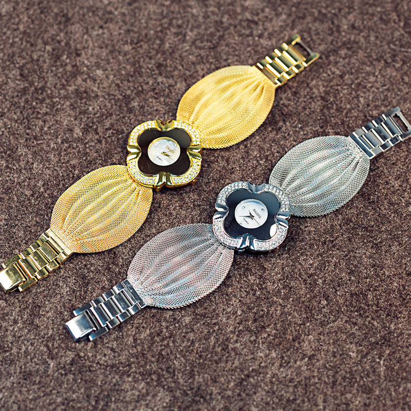 Fashion Luxury Bracelet Watch Bright Diamond Butterfly Mesh Strap Ladies Quartz Watch
