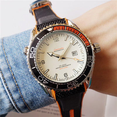 Quartz watch black casual men's European round watch