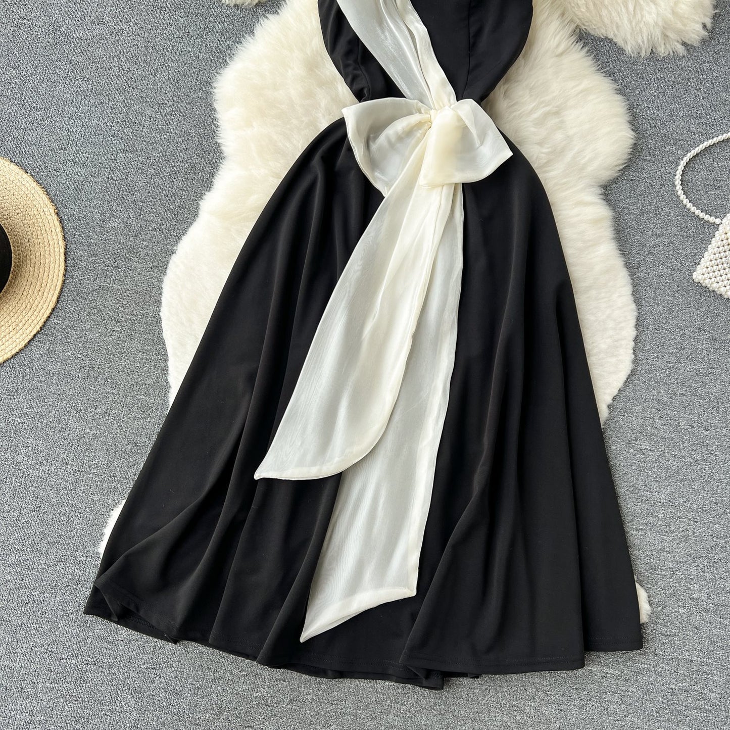 Black And White Contrast Color Slim Fit Waist A- Line Princess Dress