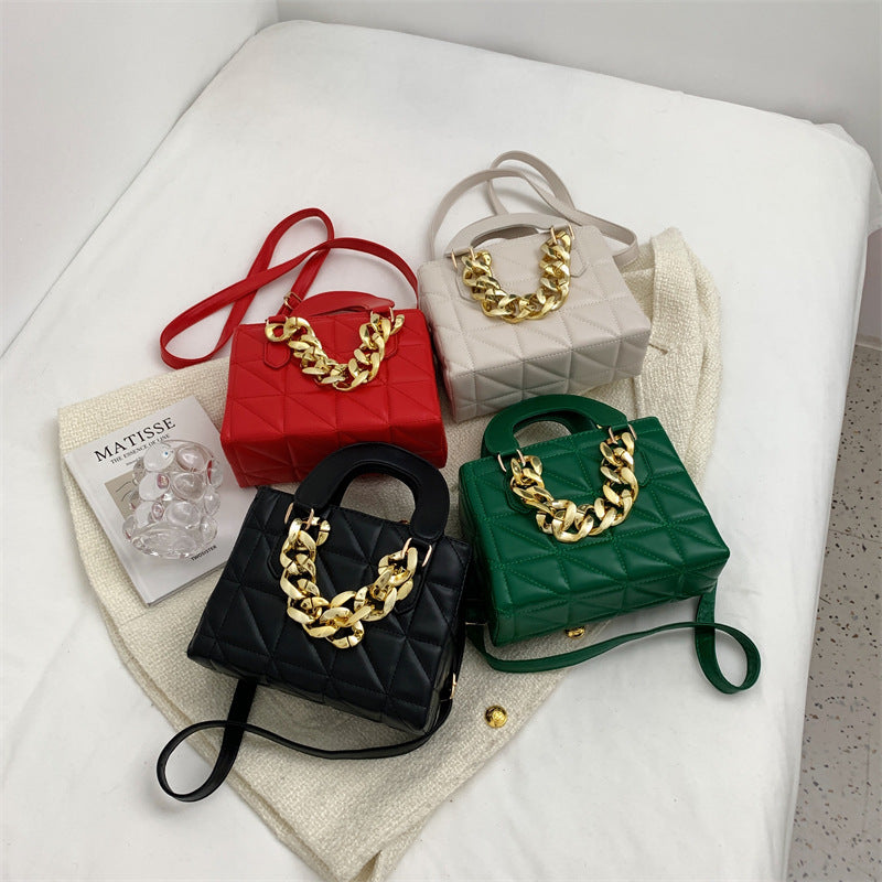 Women's Korean Style Fashion Thick Chain Rhombus Handbag
