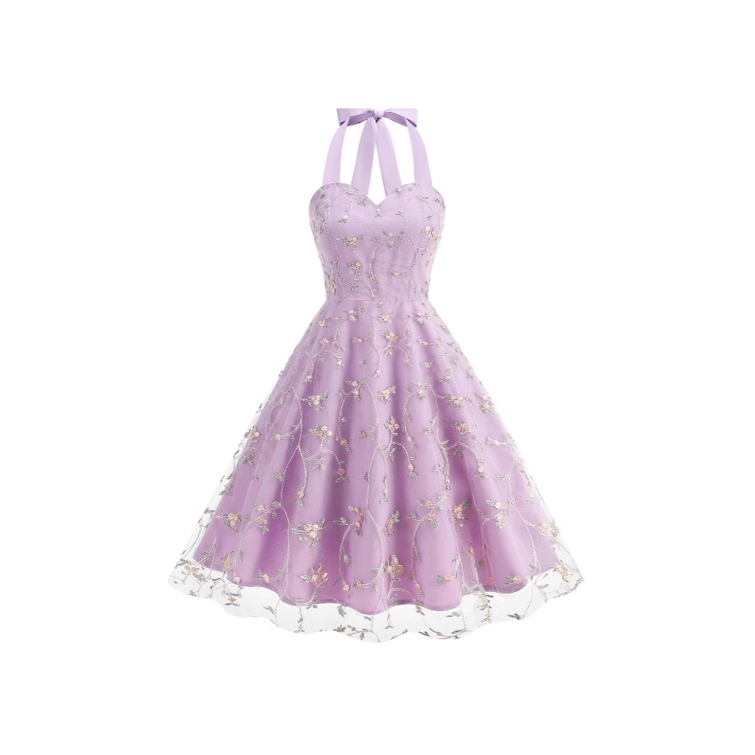 Elegant And Fashionable Gown With Mesh And Embroidery