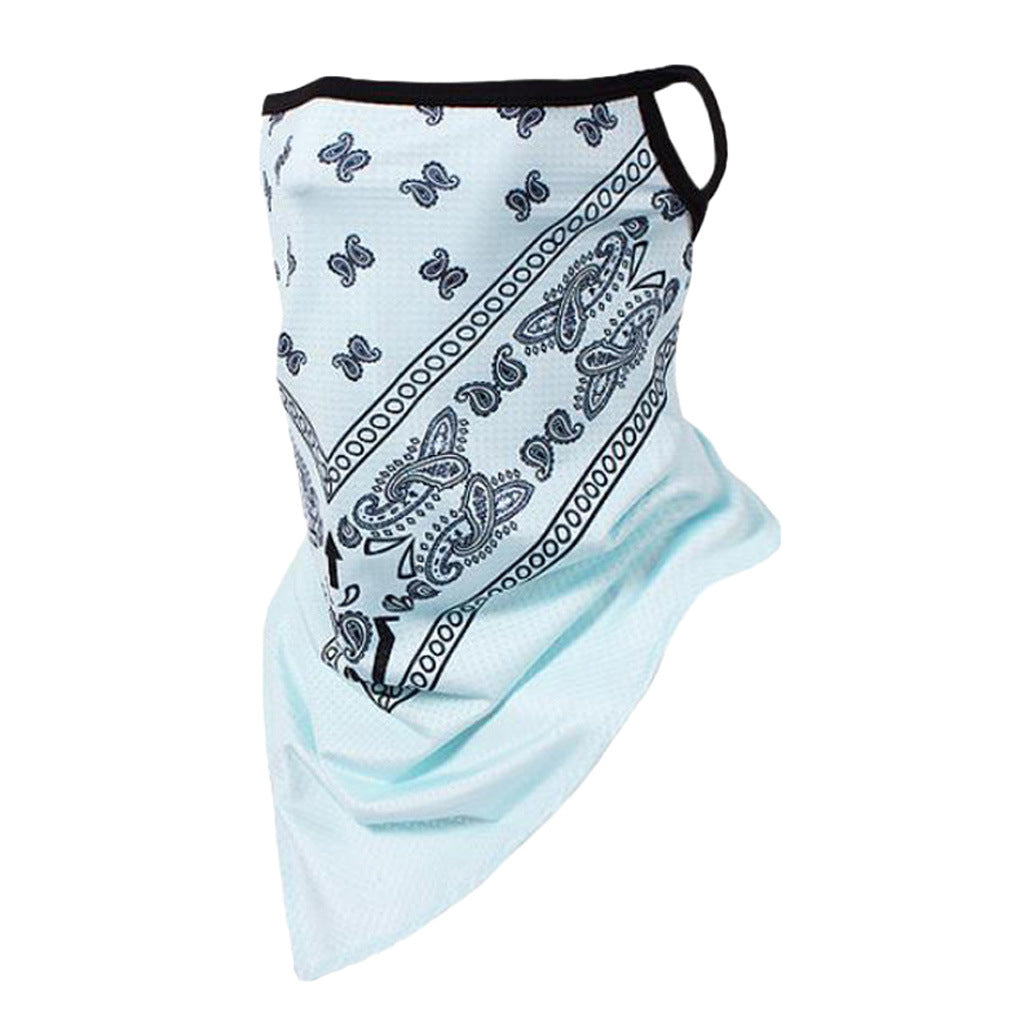 Windproof sunscreen triangle towel