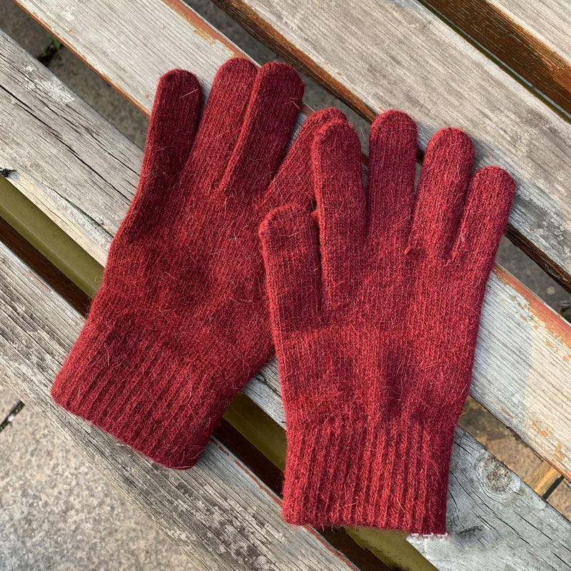 Warm cycling gloves for students