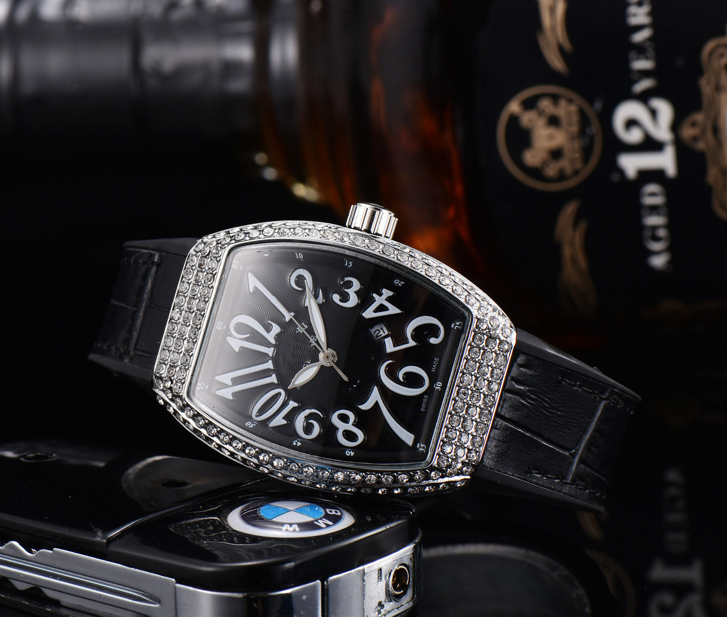 Barrel fashion casual men's belt quartz watch