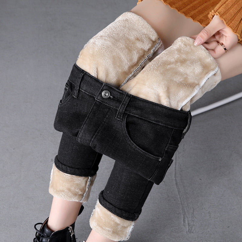 Korean version was thin and high-waisted pants