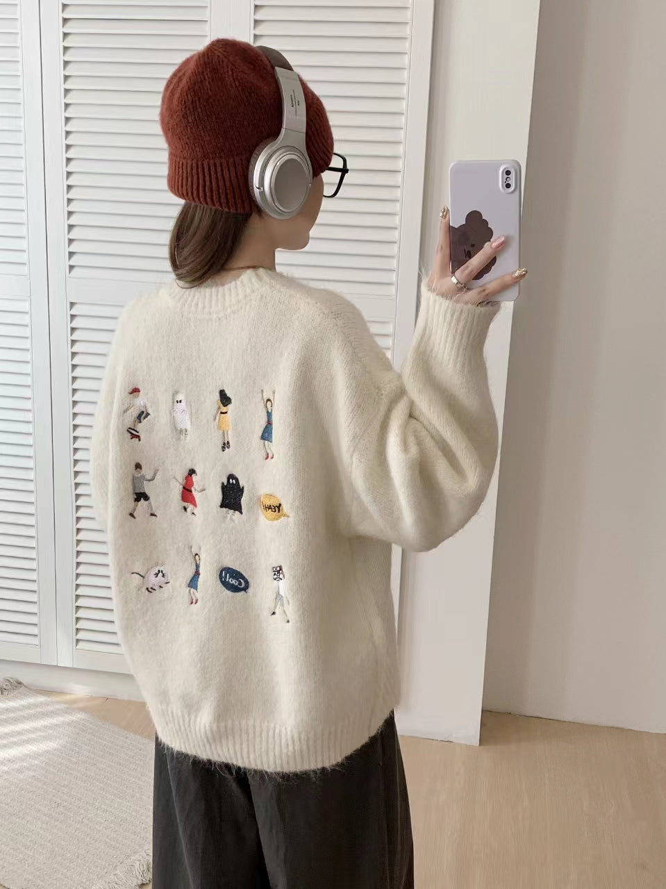 Gray Sweater Women's Loose Cartoon Embroidery Knitted Top