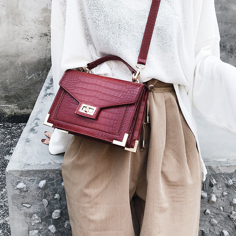 Vintage port wind tote