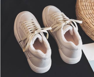 Student casual white shoes