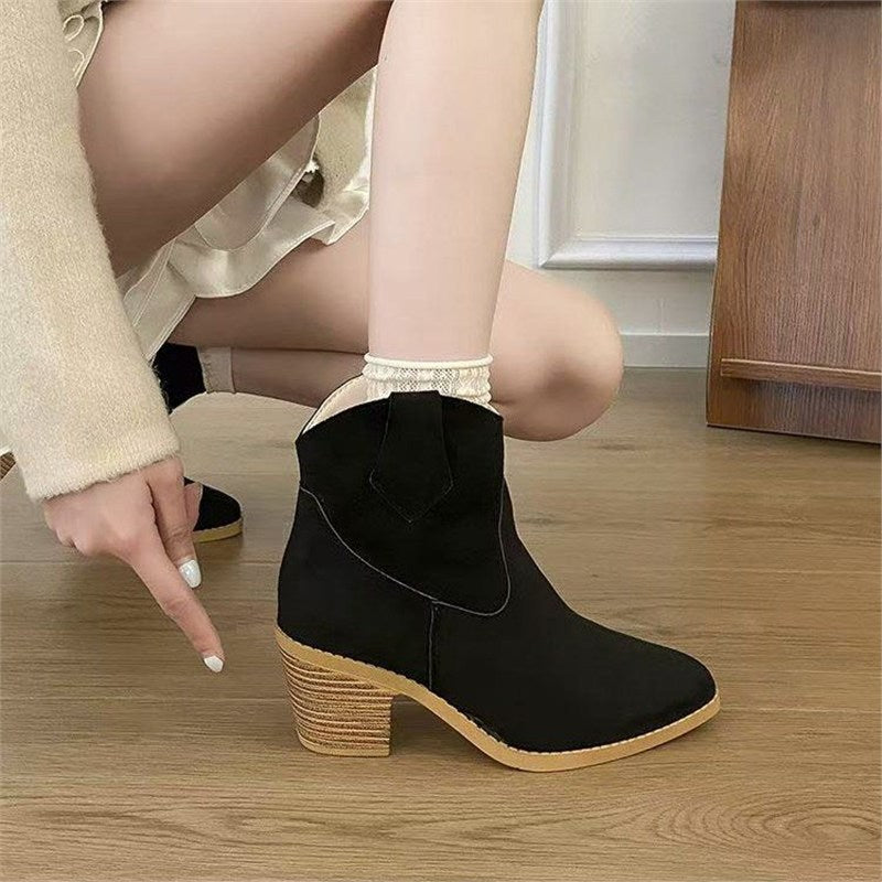 Womens Fashionable Retro Bootie With A Sock-Like Cuff