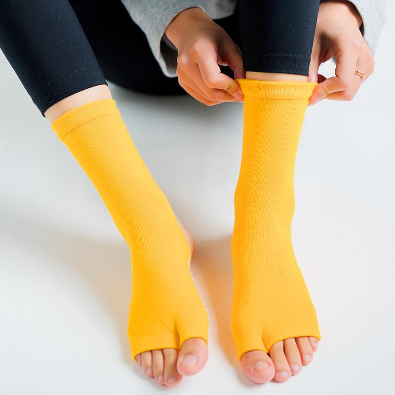 Mid-tube Taekwondo Half-fingered Socks