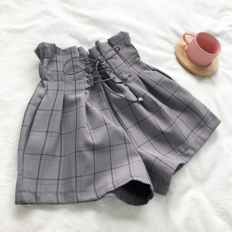 Flower bud tie plaid shorts