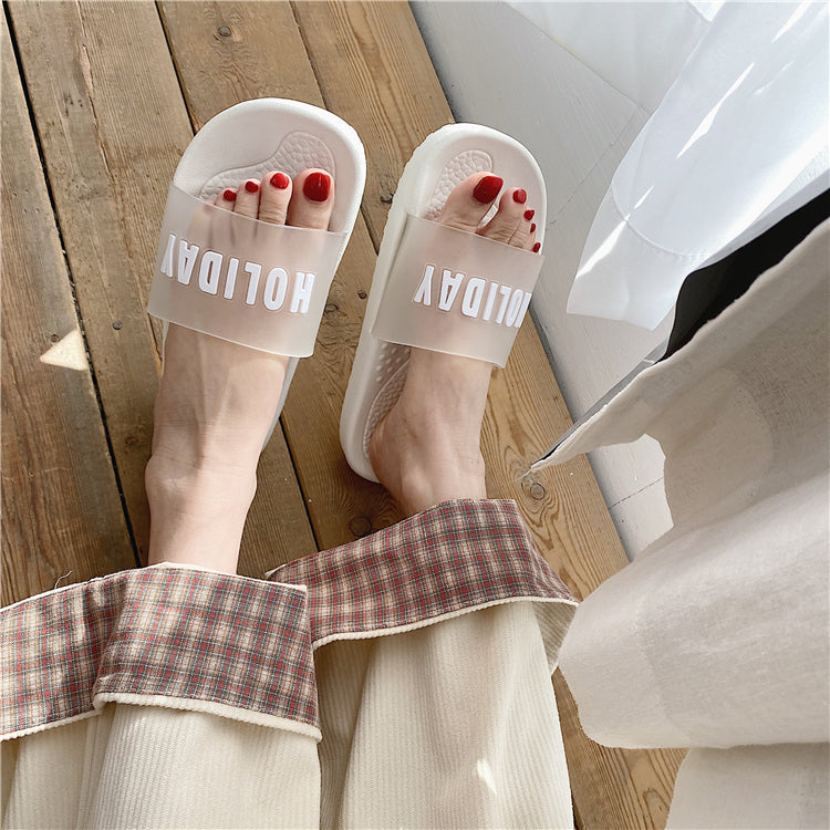Simple female slippers