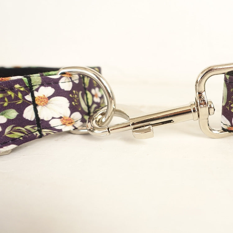 Black chrysanthemum webbing traction belt