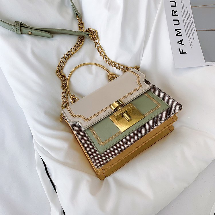 One shoulder messenger chain small square bag