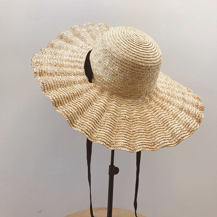 Idyllic Wind Wave Semitic Straw Hat