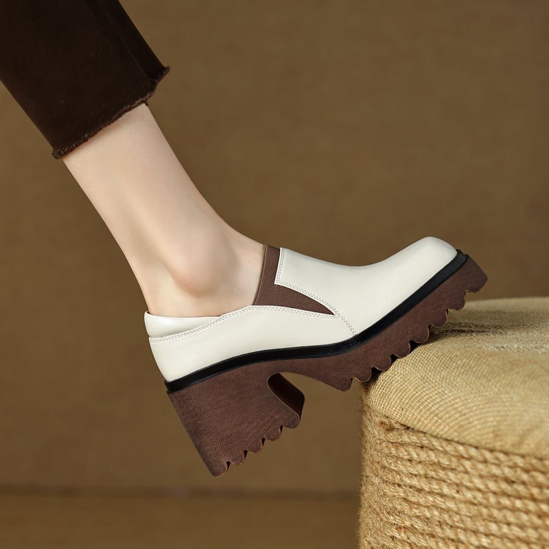 Enkelt Sko i Retrostil med Kraftig Hæl og Plateau Slip-on