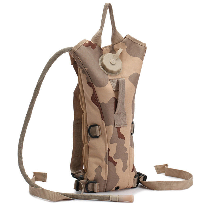 Camouflage shoulder bag