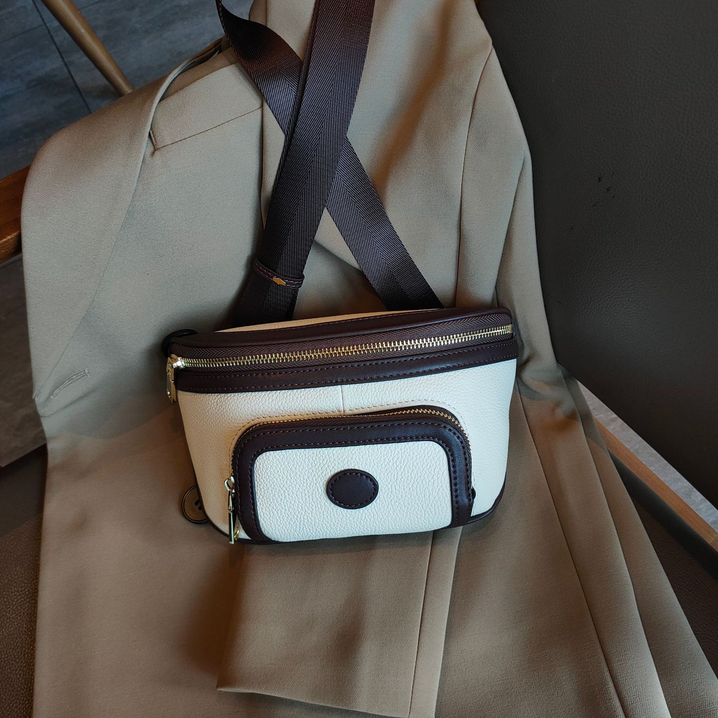 Dame Contrastfarvet Blødt Læder Skuldertaske med Stor Kapacitet og Lille Bærbar Crossbody-taske i Trendy Design