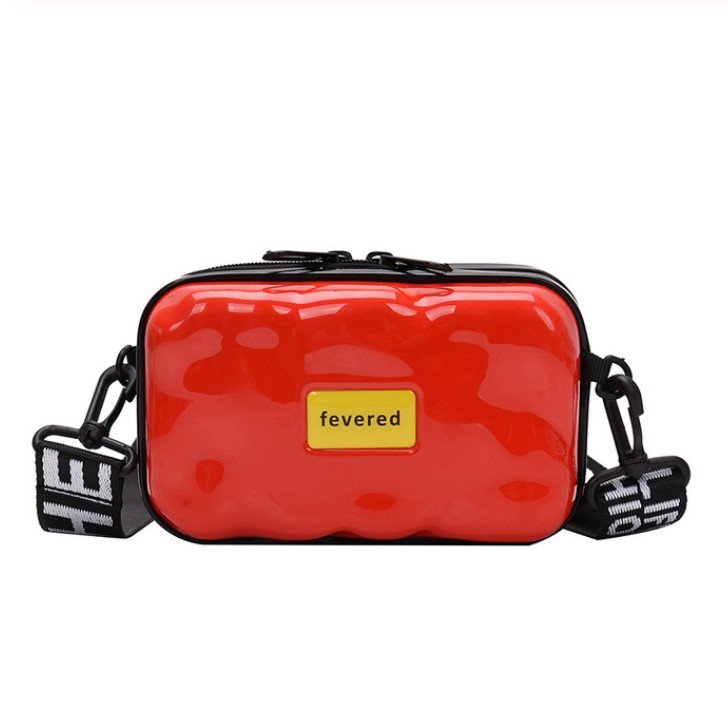 Small box bag with wide shoulder straps