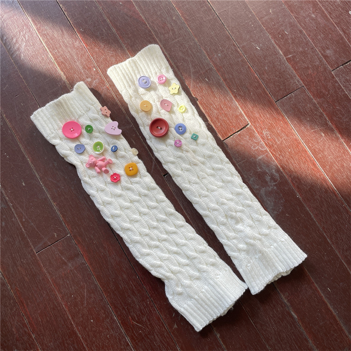 Design Handmade Button Pin Multicolor Socks