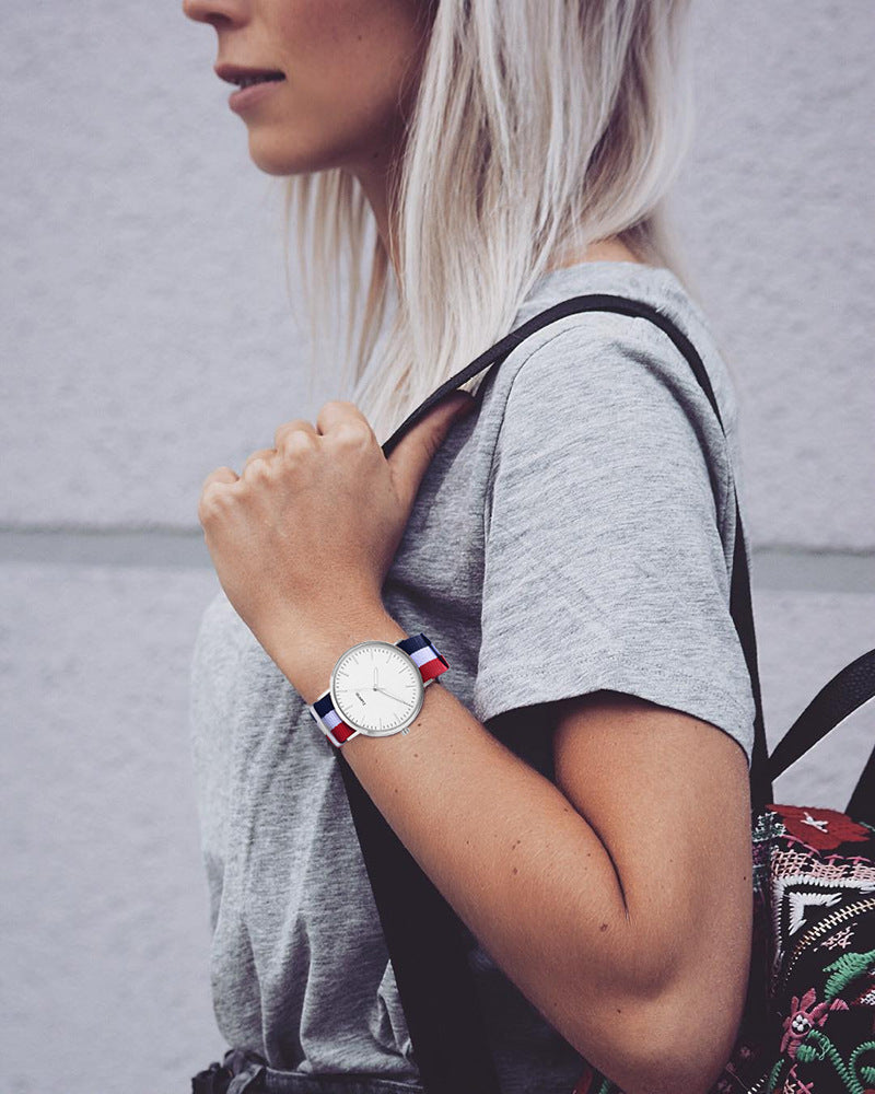 Simple canvas strap watch