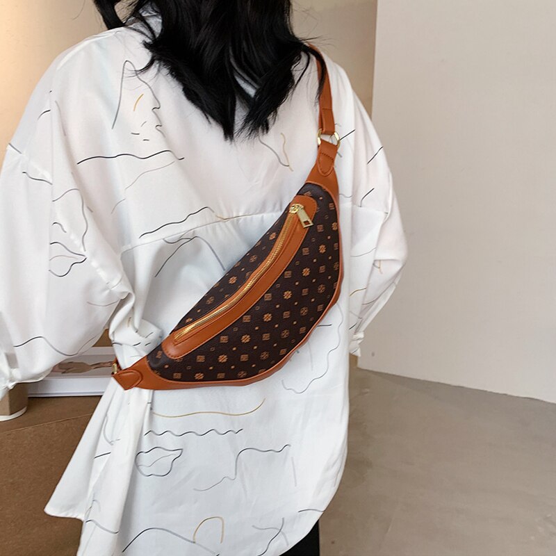 Niche High-end Western-style Print Messenger Bag